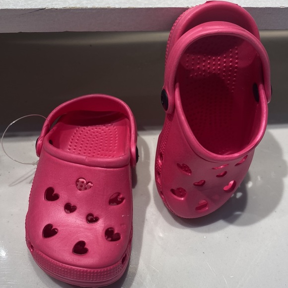 Newborn Babygirl Girls Shoes 6 pair 0-9 months - Picture 2 of 10